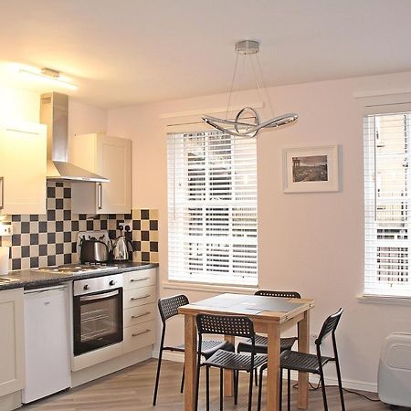 Cosy Castle Apartment Единбург Екстериор снимка